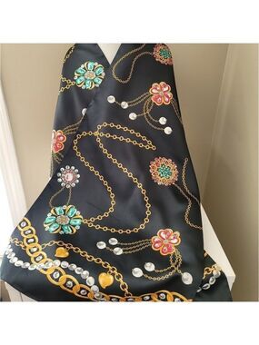 Scarf With Jewelry & Pearl Necklaces Brooches Pendants #0039
